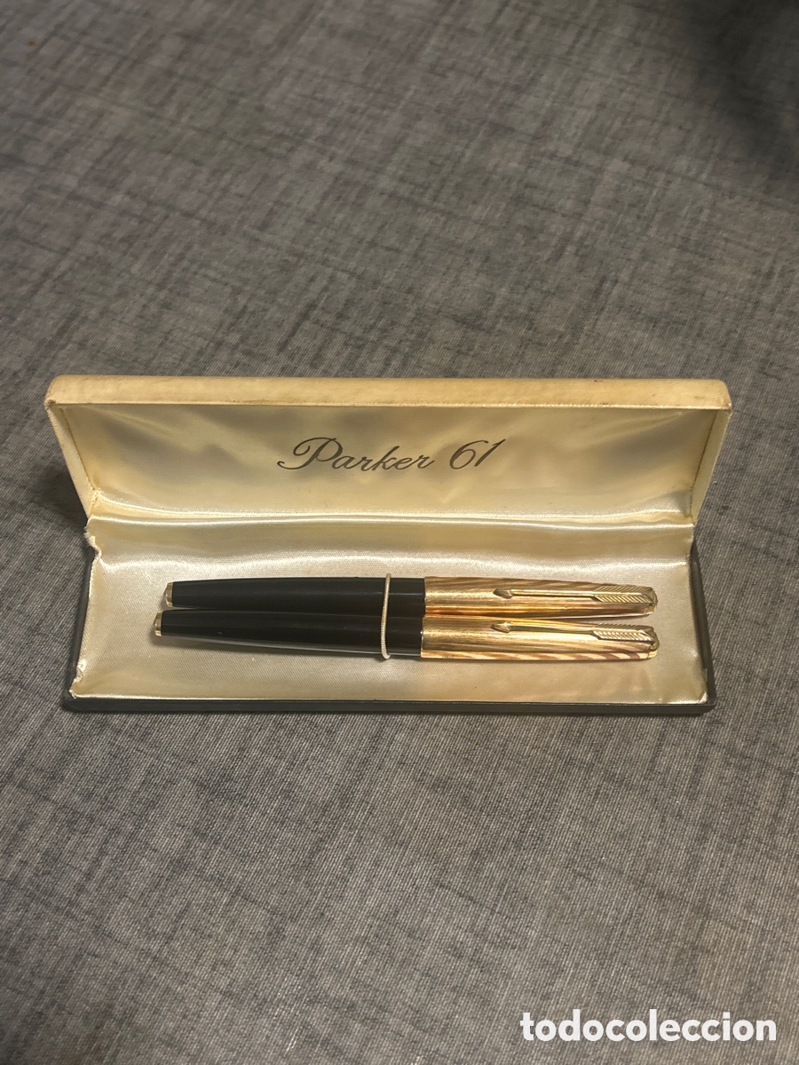 Plumas estilogr&aacute;ficas antiguas: Bol&iacute;grafos Parker 61 de oro - Foto 1