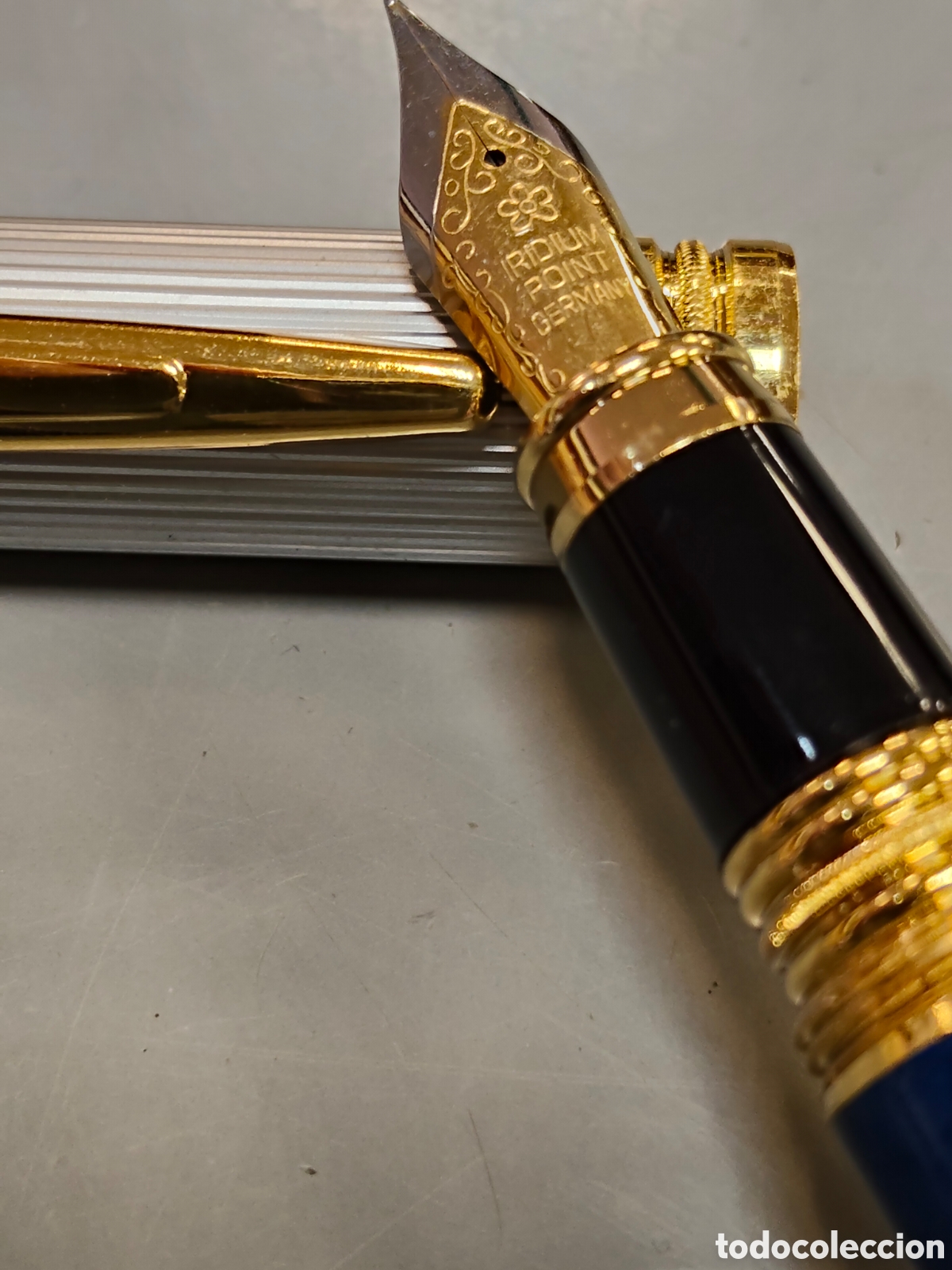 Plumas estilogr&aacute;ficas antiguas: Pluma estilogr&aacute;fica nueva