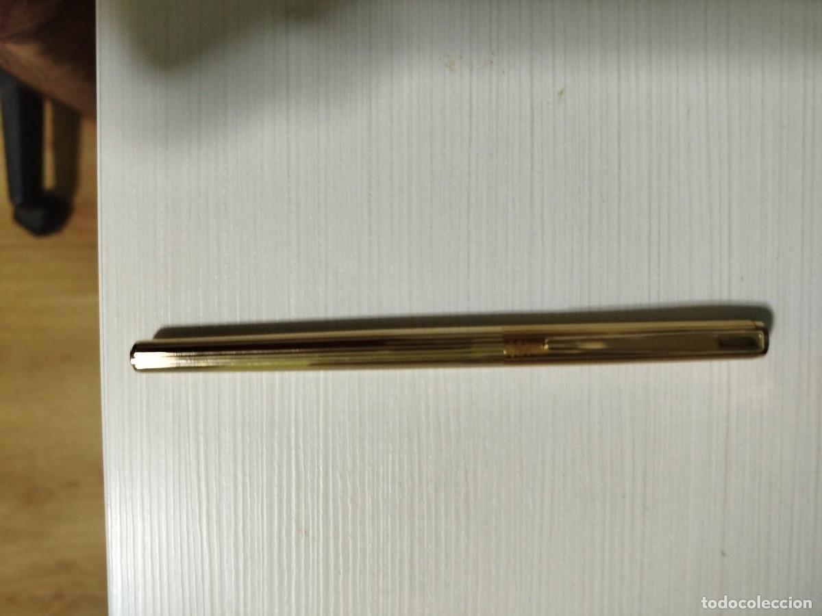 Plumas estilogr&aacute;ficas antiguas: Pluma estilogr&aacute;fica. Mont Blanc