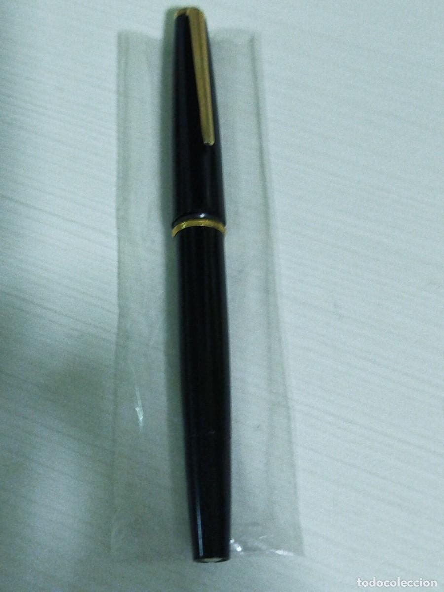 Plumas estilogr&aacute;ficas antiguas: Pluma estilogr&aacute;fica mont blanc