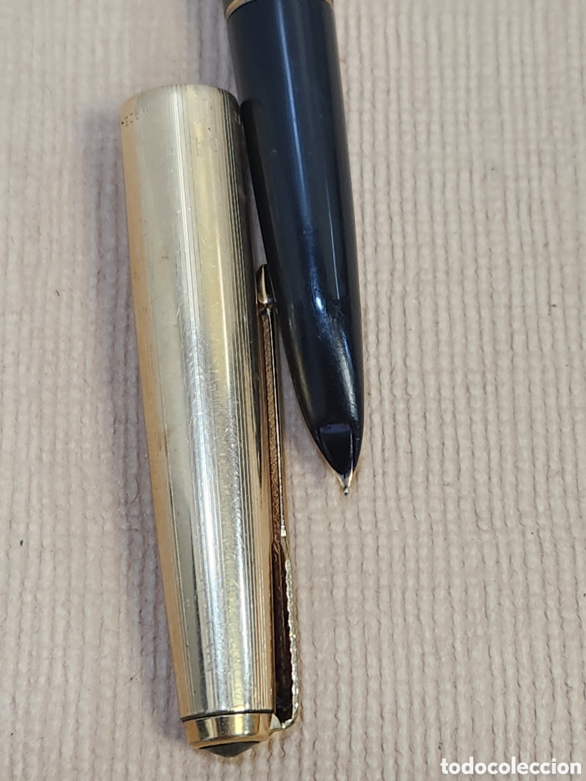 Plumas estilogr&aacute;ficas antiguas: Pluma Parker Dorada y Negra - Foto 5