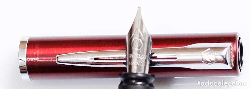 Plumas estilogr&aacute;ficas antiguas: Waterman estilogr&aacute;fica vintage roja &mdash; plum&iacute;n acero &mdash; cartucho/conversor &mdash; a&ntilde;os 80-90