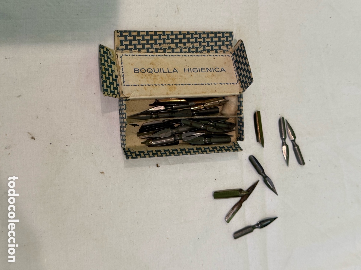 Plumas estilogr&aacute;ficas antiguas: Antigua caja plumillas caligraf&iacute;a escritura dibujo Boquilla Higi&eacute;nica vintage
