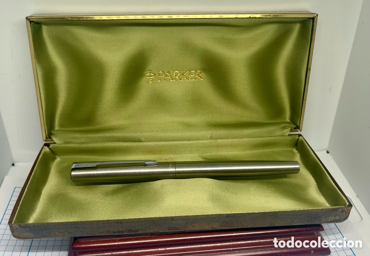 Plumas estilogr&aacute;ficas antiguas: PLUMA PARKER MADE IN FRANCE EN ESTUCHE MET&Aacute;LICO