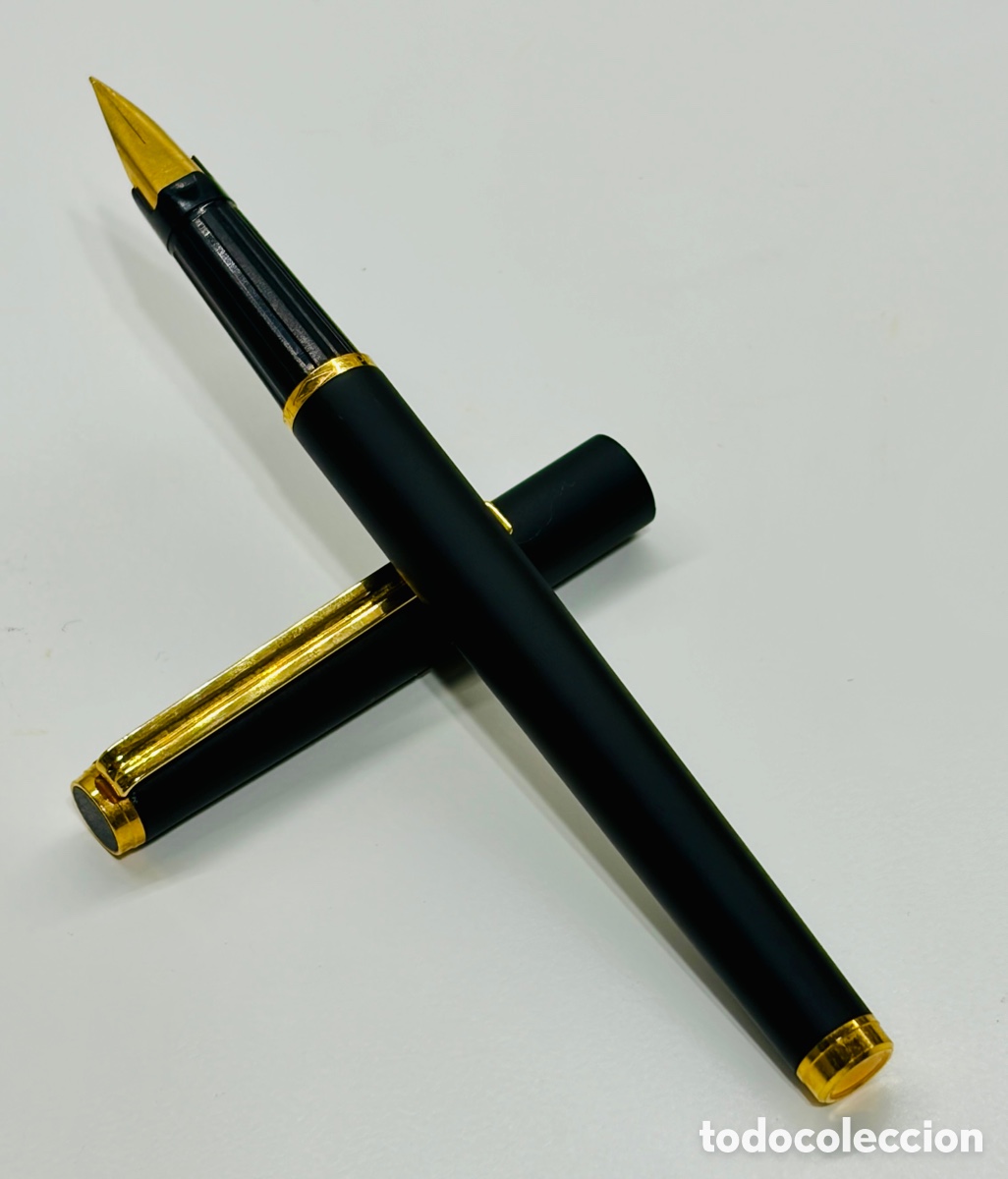 Plumas estilogr&aacute;ficas antiguas: Pluma estilogr&aacute;fica INOXCROM negro y Oro