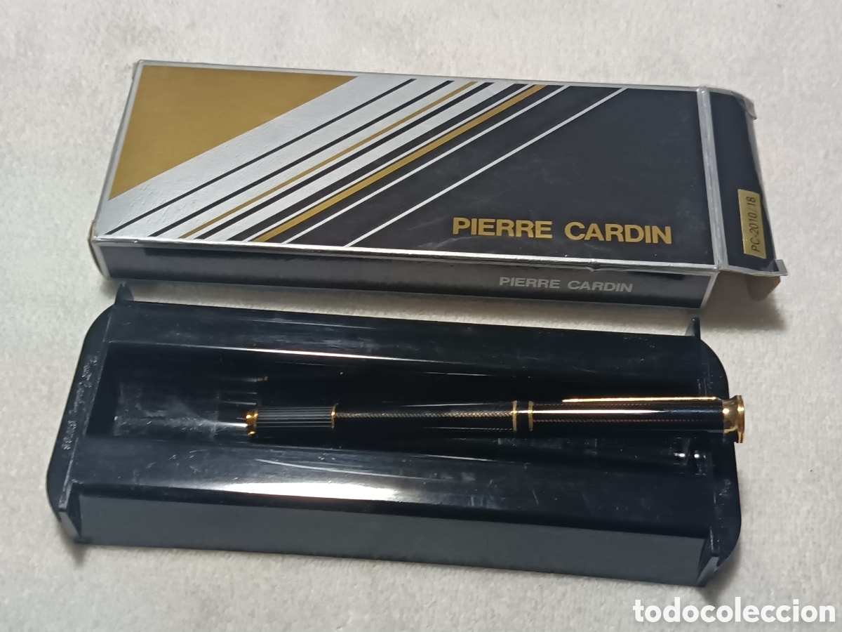 Plumas estilogr&aacute;ficas antiguas: PLUMA ESTILOGRAFICA PIERRE CARDIN