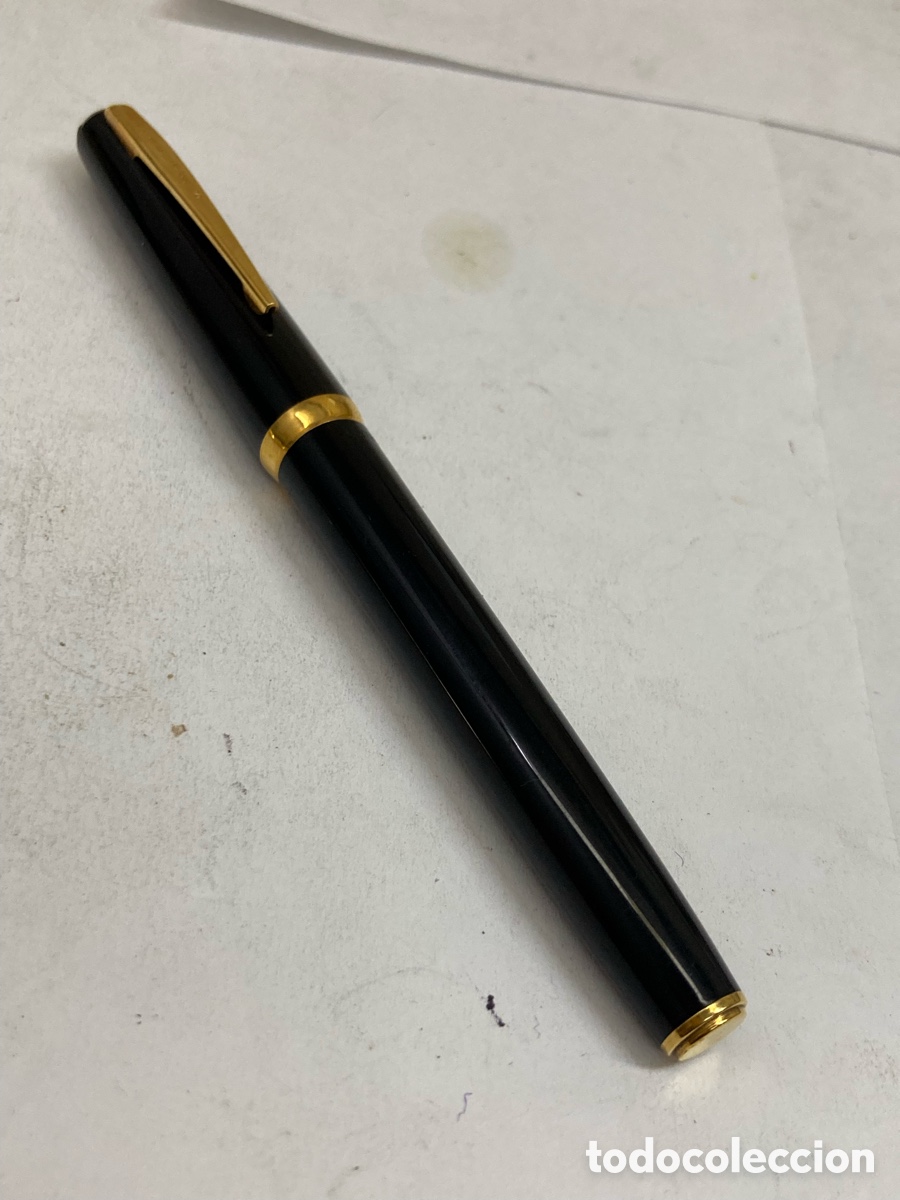 Plumas estilogr&aacute;ficas antiguas: Pluma Waterman cuerpo celuloide negro