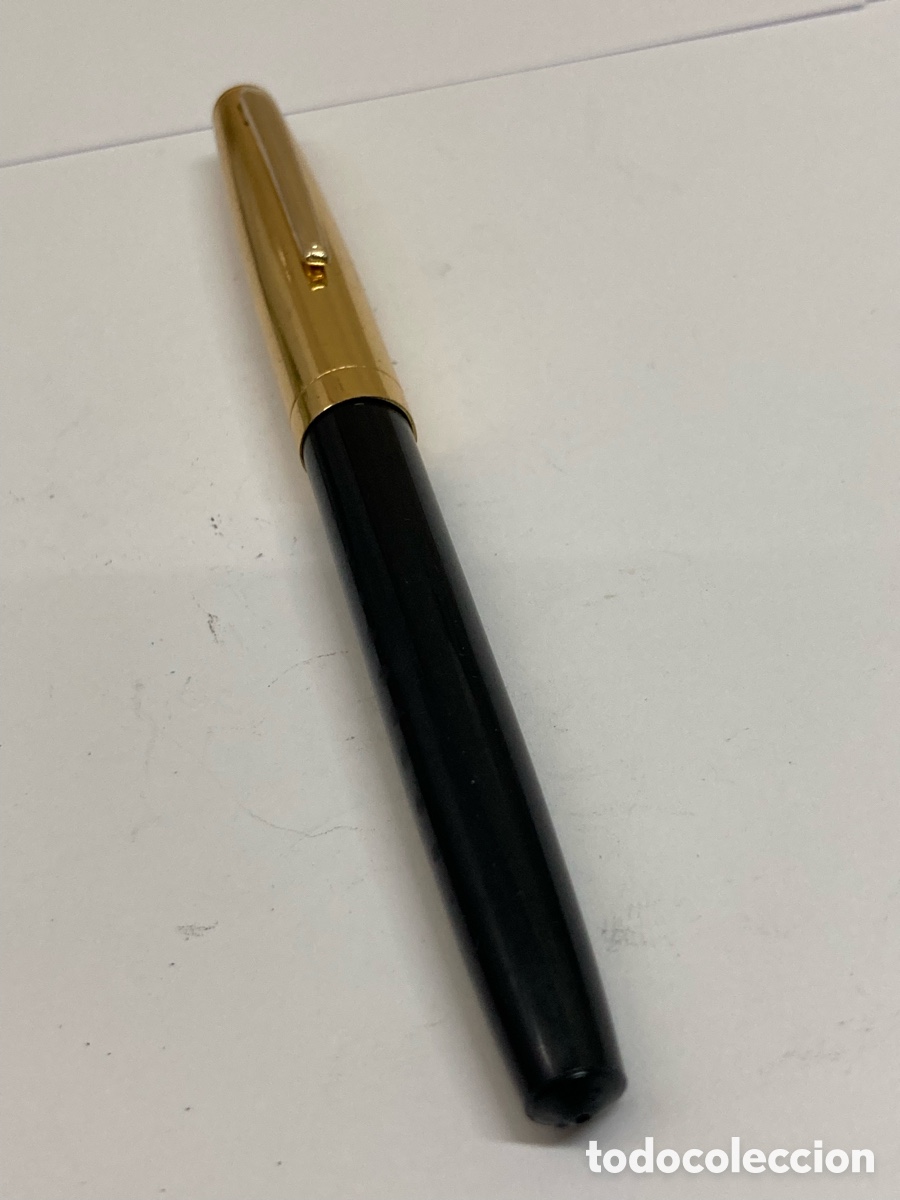 Plumas estilogr&aacute;ficas antiguas: Pluma cuerpo celuloide negro