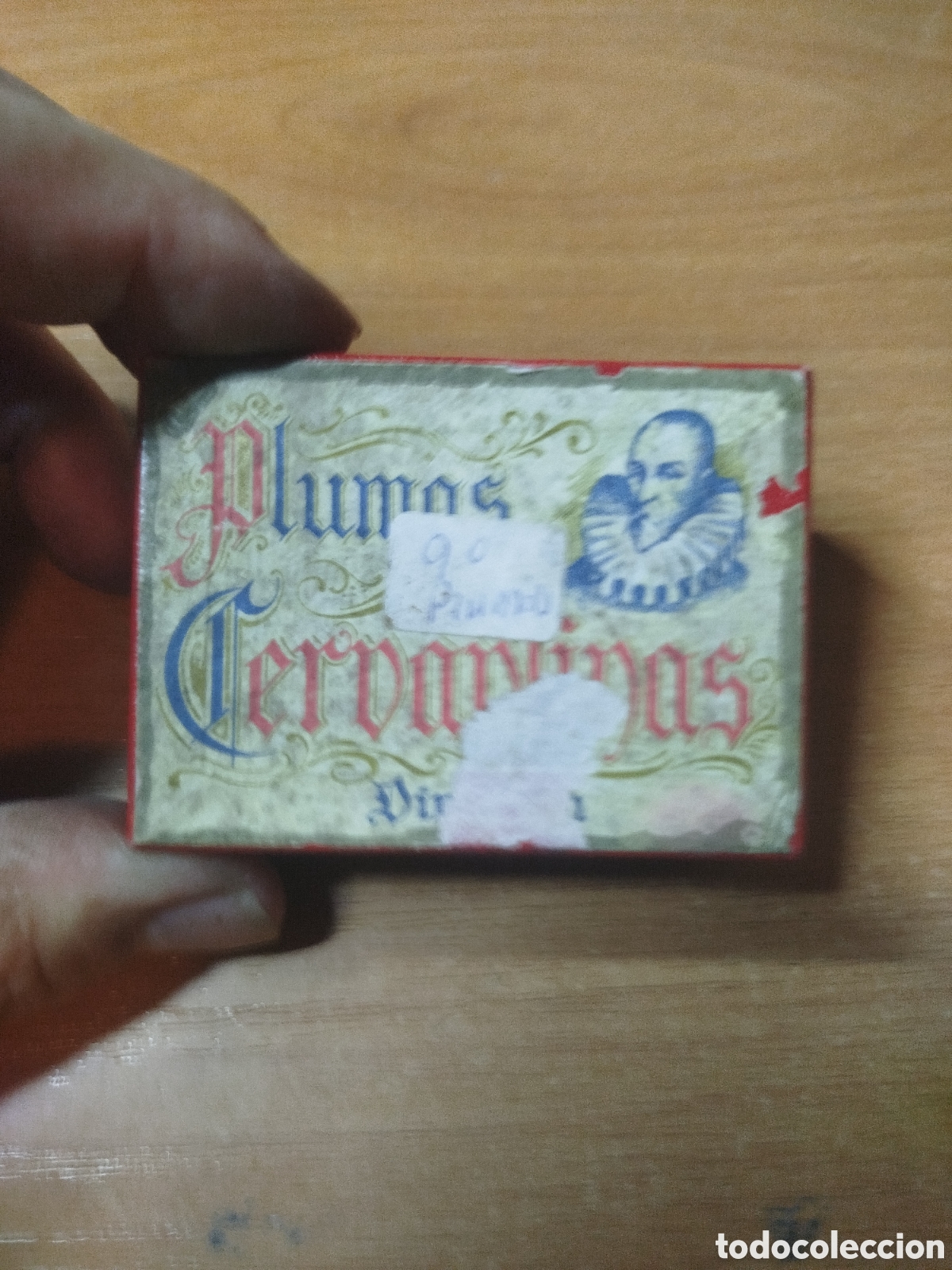 Plumas estilogr&aacute;ficas antiguas: Plumas cervantinas. Caja con muchas plumas
