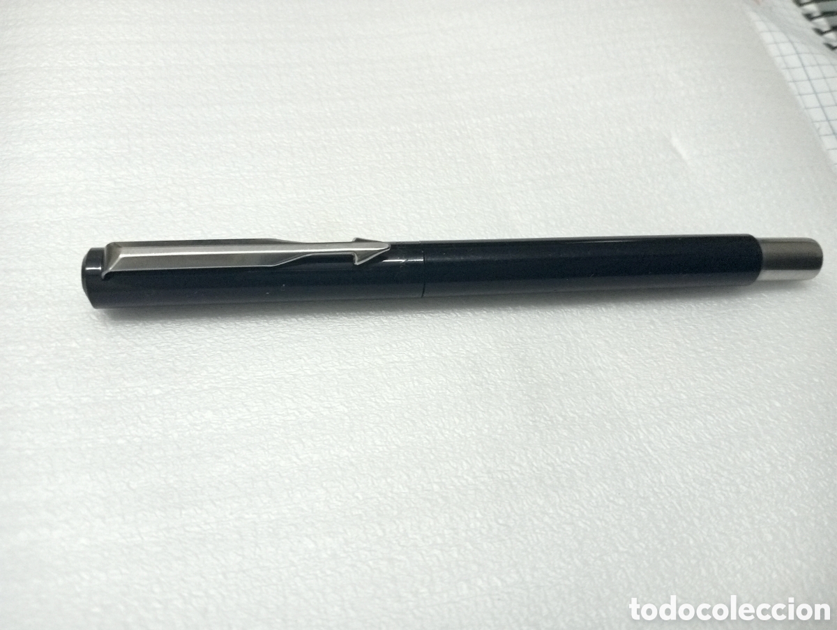 Plumas estilogr&aacute;ficas antiguas: Estilogr&aacute;fica Parker Vector - Foto 2