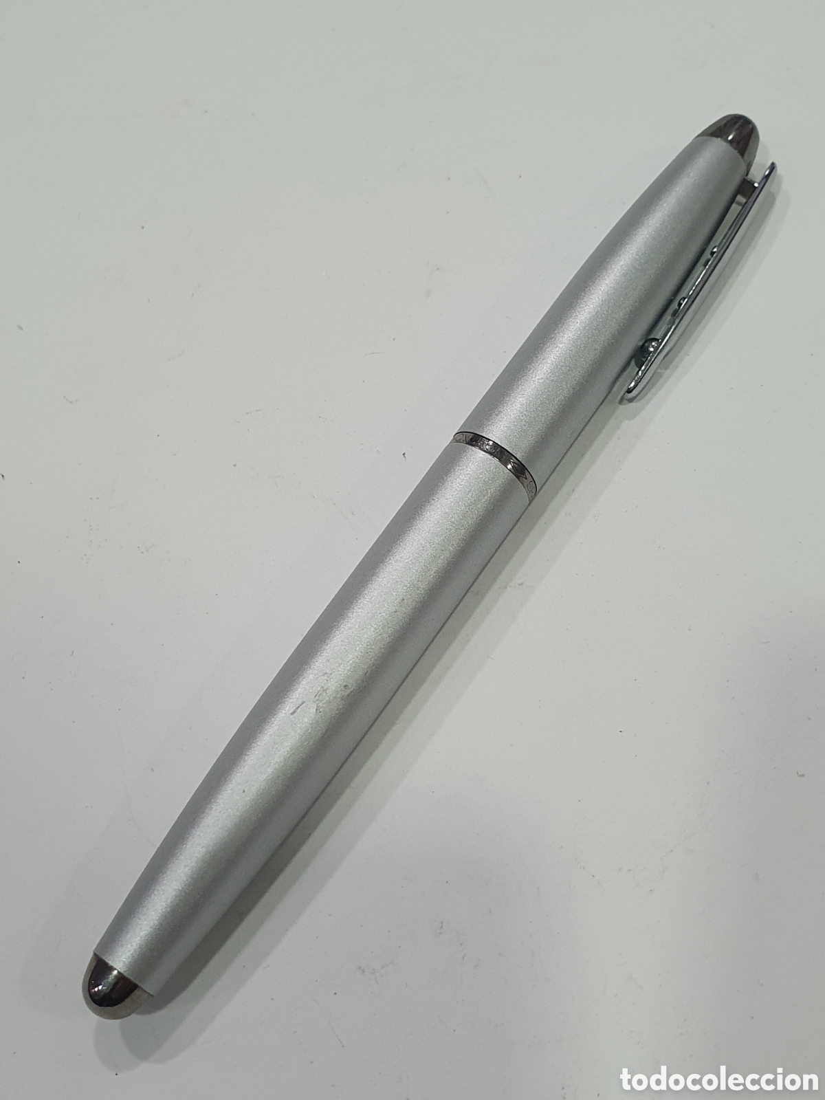 Old Fountain Pens: Estilografica gris Inoxcrom. (L112)
