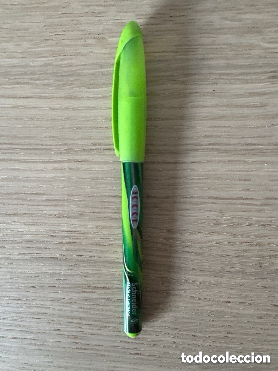 Plumas de tinta permanente antigas: Pluma estilogr&aacute;fica verde Schneider Germany (A21)
