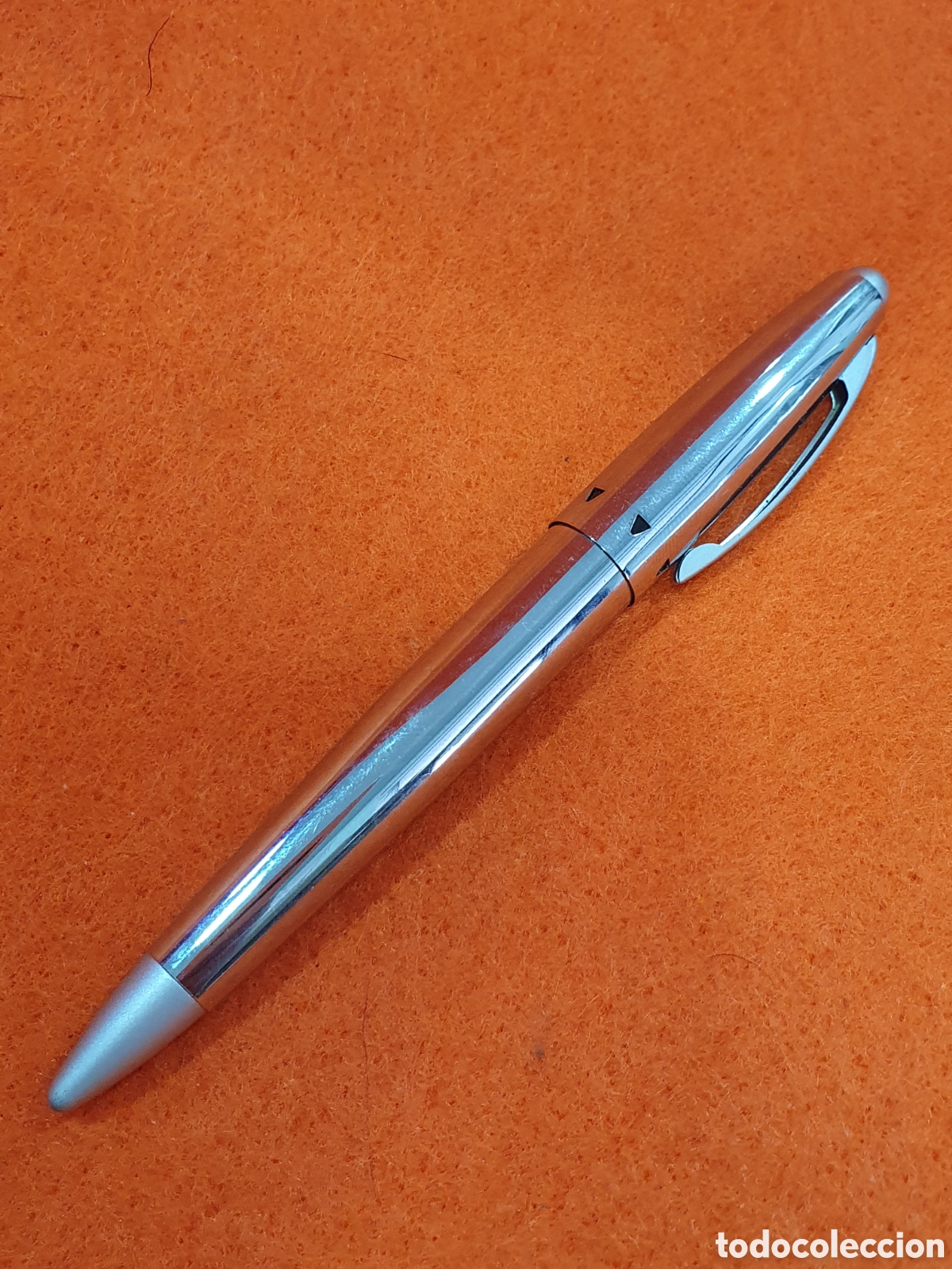 Alte F&uuml;llfederhalter: Estilografica en metal vintage. (L127)