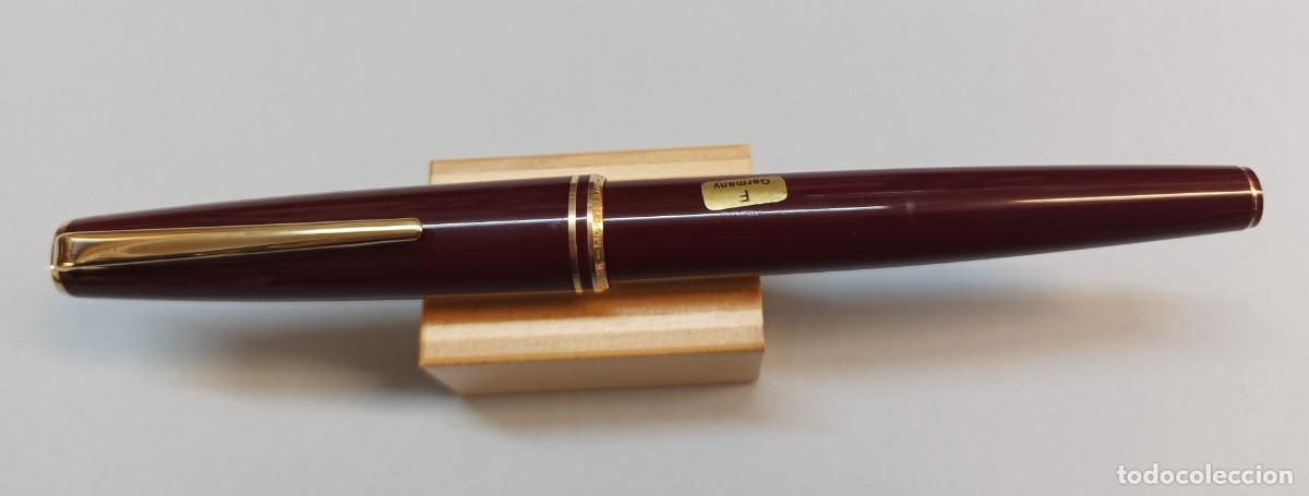 Plumas estilogr&aacute;ficas antiguas: Pluma estilogr&aacute;fica MONTBLANC