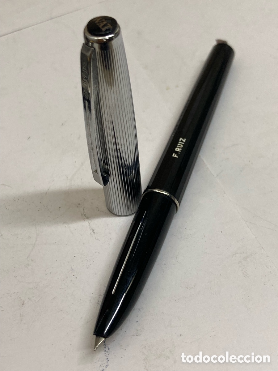 Plumas estilogr&aacute;ficas antiguas: Pluma Waterman cuerpo celuloide negro