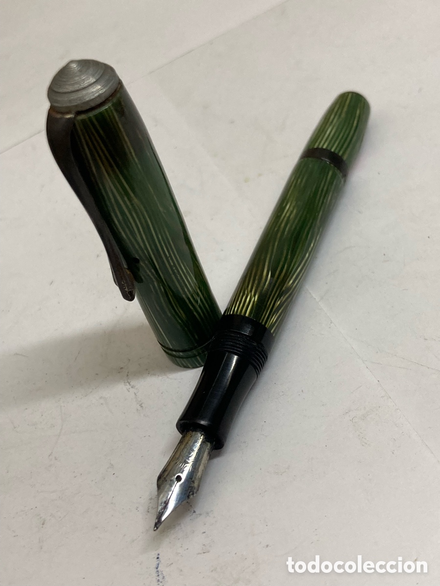 Plumas estilogr&aacute;ficas antiguas: Pluma cuerpo marmolado verde