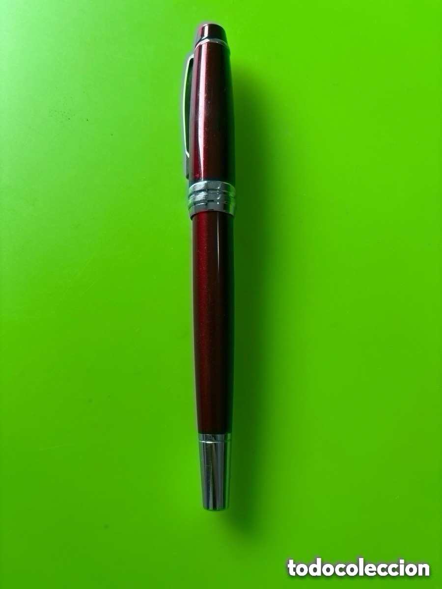 Plumas estilogr&aacute;ficas antiguas: Pluma estilogr&aacute;fica cross rojo granate (A23)