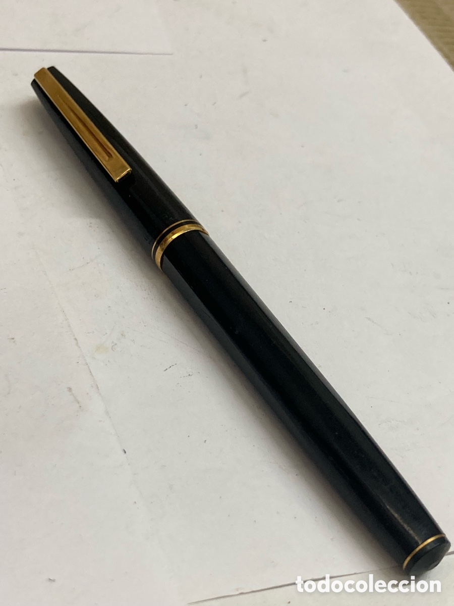 Plumas estilogr&aacute;ficas antiguas: Pluma Waterman cuerpo celuloide negro