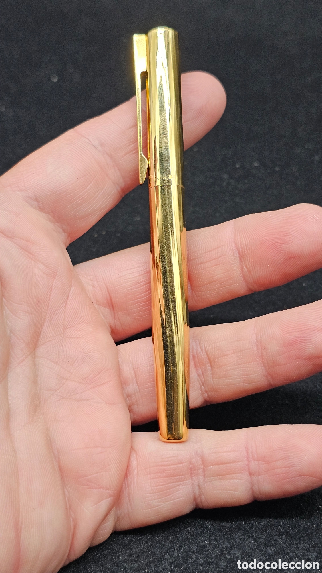 Plumas estilogr&aacute;ficas antiguas: Pluma vintage waterman chapado en oro y con plumilla de oro macizo de 18 kilates contrastada