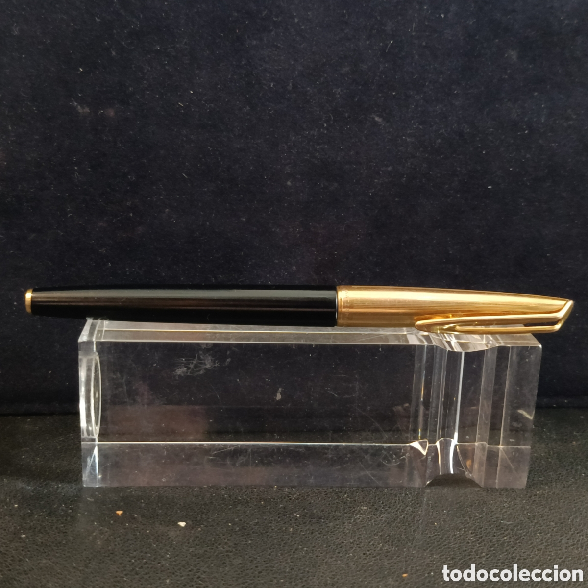 Plumas estilogr&aacute;ficas antiguas: Pluma estilogr&aacute;fica de la marca WATERMAN C/F.