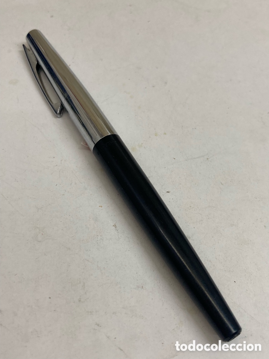 Plumas estilogr&aacute;ficas antiguas: Pluma Sheaffer cuerpo celuloide negro