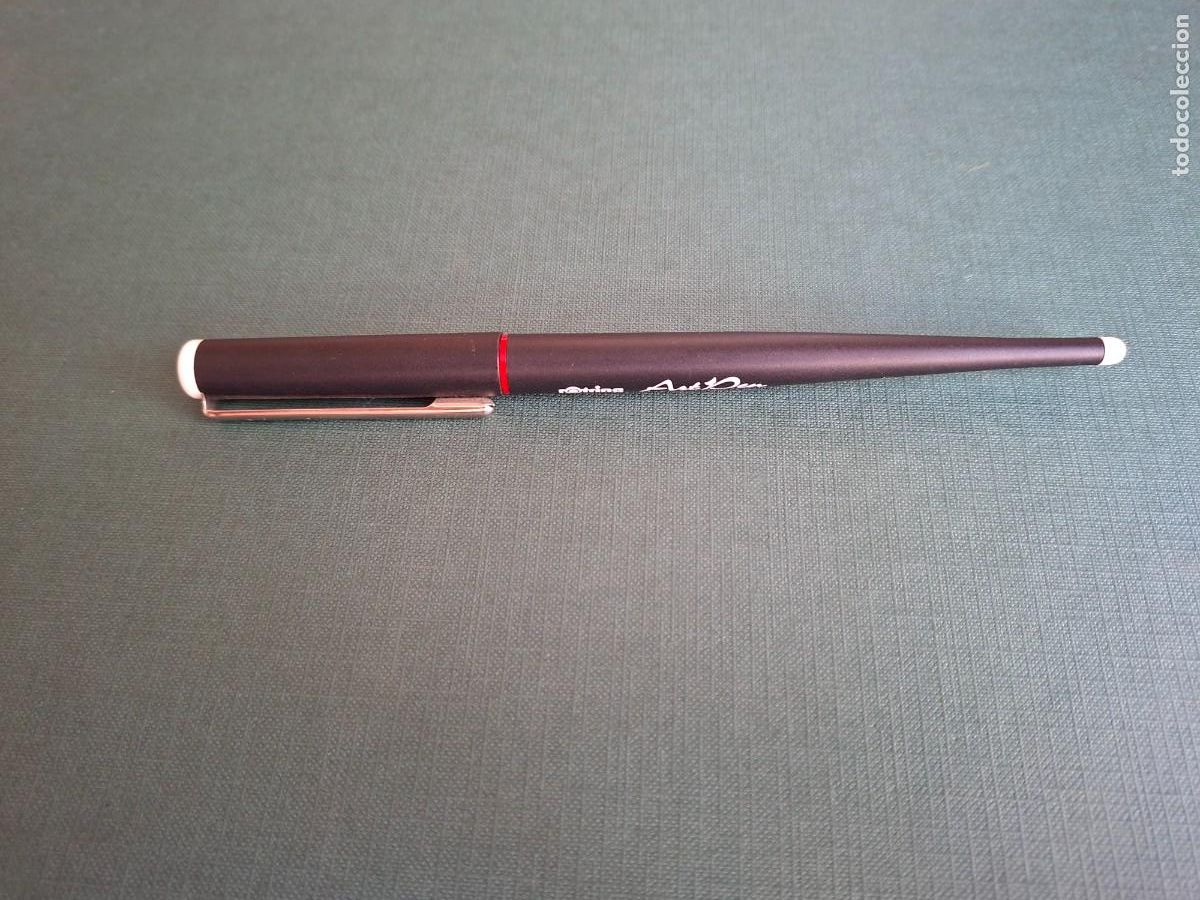 Old Fountain Pens: Pluma Rotring ArtPen ~ B