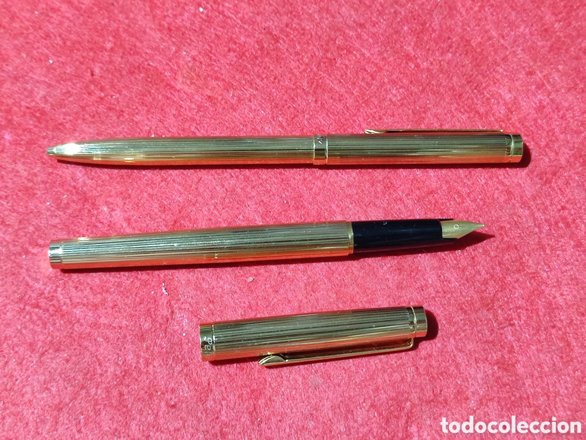 Plumas estilogr&aacute;ficas antiguas: Conjunto bol&iacute;grafo y plumas estilogr&aacute;fica Pelikan Germanu 250/251 chapado en oro gallonados sin usar