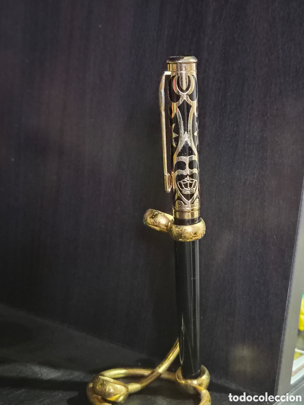 Plumas estilogr&aacute;ficas antiguas: Elegante Pluma Estilogr&aacute;fica DUKE Noble / Sapphire &ndash; Plum&iacute;n Bicolor con Ba&ntilde;o de Oro 22K (22KGP)