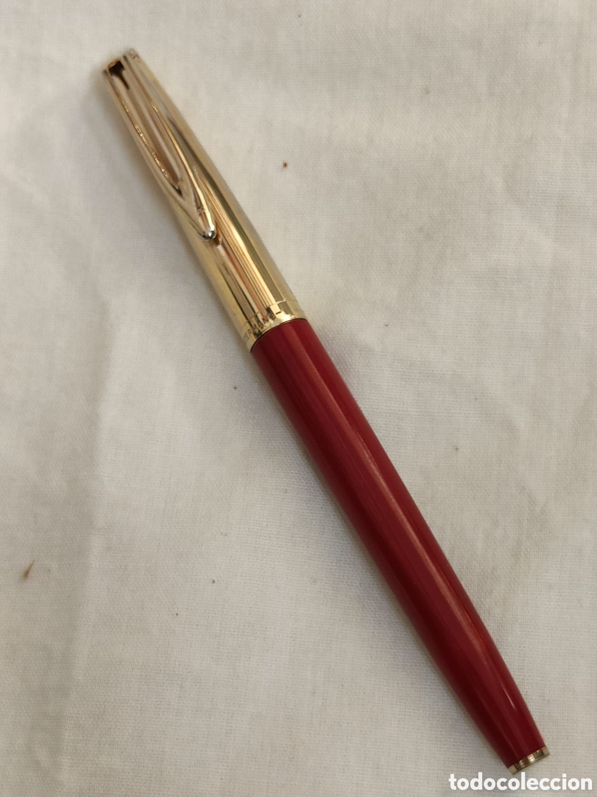 Plumas estilogr&aacute;ficas antiguas: Pluma Estilogr&aacute;fica Waterman C/F (A&ntilde;os 50/60) Rojo y Oro - Plum&iacute;n 14K