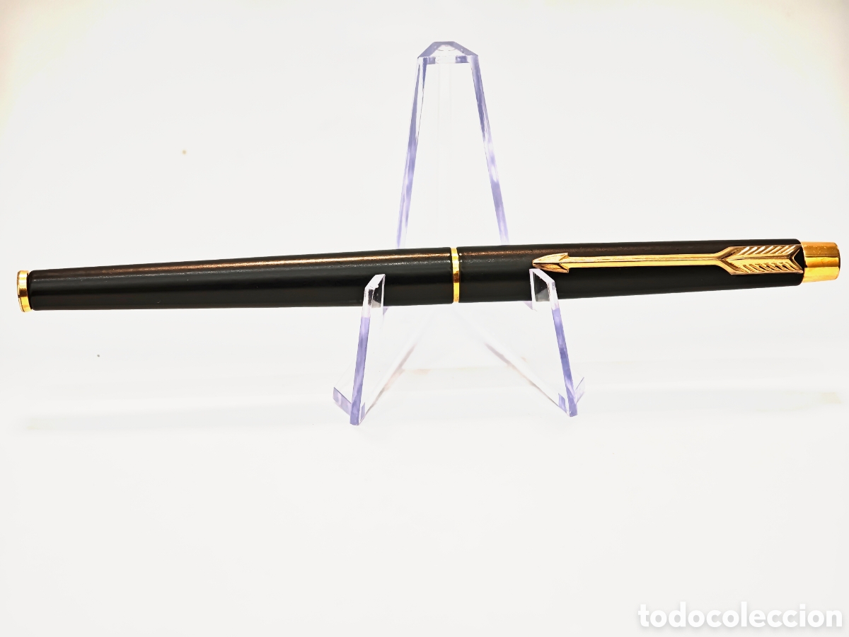 Plumas estilogr&aacute;ficas antiguas: Pluma Estilogr&aacute;fica Parker Classic Vintage Negro Mate y Dorado (A&ntilde;os 80)