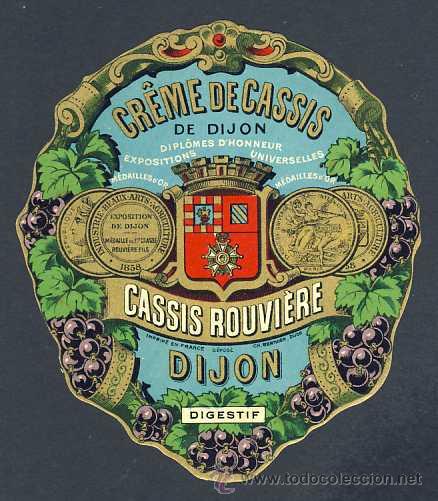 Etiquetas antiguas: Etiqueta de licor: CREME DE CASSIS ROUVIERE. Troquelada