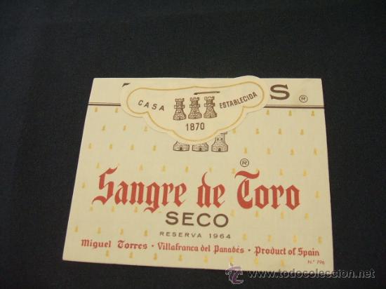 Etichette antiche: ETIQUETA - TORRES - SANGRE DE TORO - SECO - VILAFRANCA DEL PANADES -