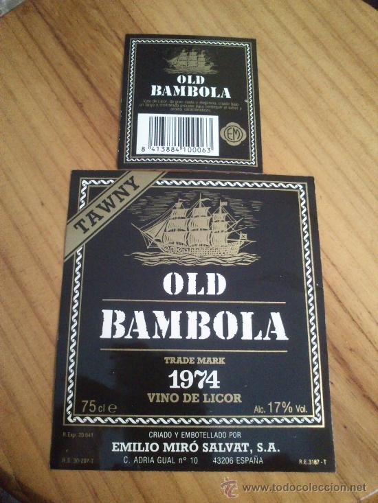 Etiquetas antiguas: 1 etiqueta nueva delantera y otra trasera de old Bambola, vino de licor