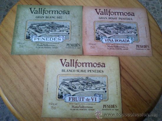 Etiquetas antiguas: Lote de 3 etiquetas nuevas diferentes  de vino de la bodega Vallformosa