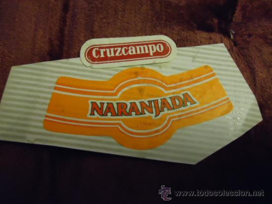 Etiquetas antiguas: dos antiguas etiquetas, de cerveza cruzcampo y refresco la casera naranja,