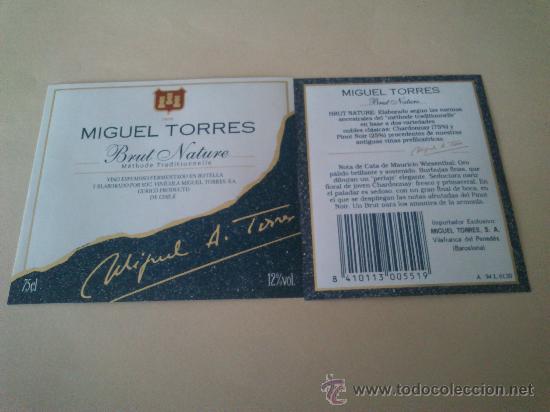 Etiquetas antiguas: Lote de las 2 Etiquetas de la botella de vino espumoso Miguel Torres brut nature.