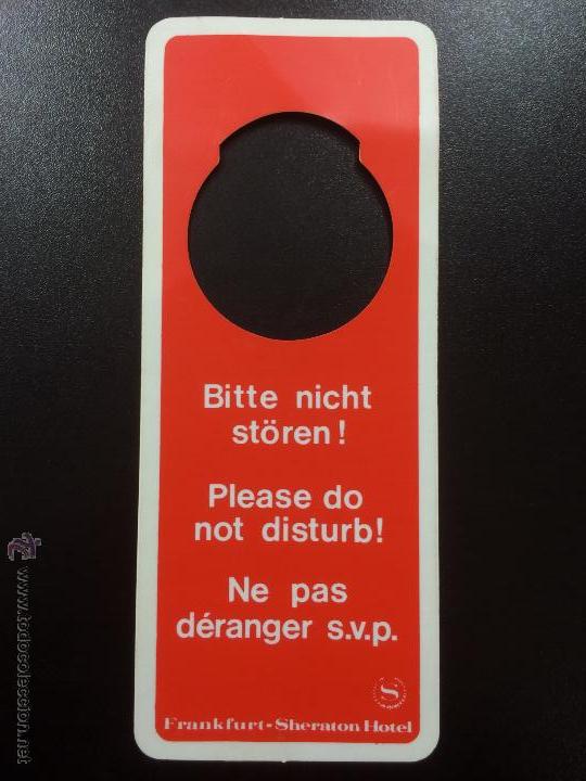 Etiquetas antiguas: ETIQUETA CARTEL HOTEL FRANKFURT SHERATON HOTEL, ALEMANIA - NO MOLESTAR, DO NOT DISTURB SIGN.