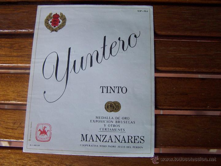 Alte Etiketten: YUNTERO TINTO COOPERATIVA DE NUESTRO PADRE JESUS DEL PERDON. Manzanares (Ciudad Real)
