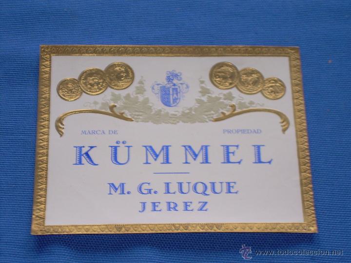 Etiquetas antiguas: ETIQUETA DE K&Uuml;MMEL - M.G. LUQUE - JEREZ DE LA FRONTERA - 13,5X11.5 CM
