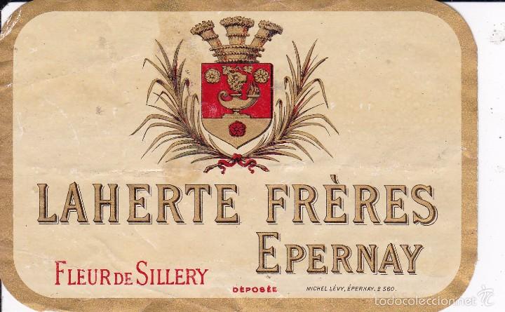 Etiquetas antiguas: Laherte Fr&egrave;res Epernay Fleur de Sillery 1902 (pegado a un papel)