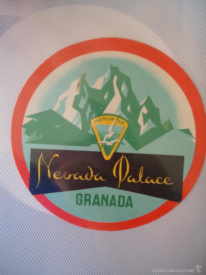 Etiquetas antiguas: ETIQUETA DE HOTEL NEVADA PALACE DE GRANADA