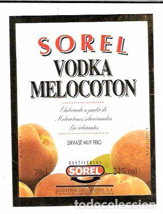 Old Labels: ETIQUETA DE VODKA MELOCOTON. SOREL. DESTILERIAS DE MERESME. ARENYS DE MUNT. BARCELONA