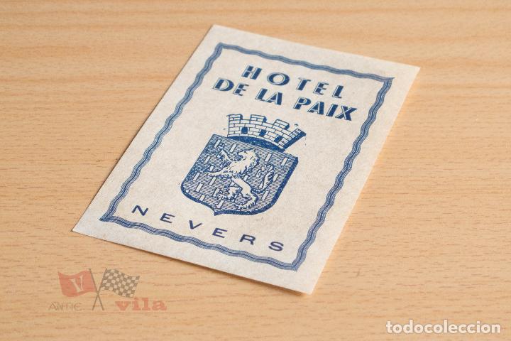 Etiquetas antiguas: Etiqueta / Pegatina antigua para maleta - Hotel de la Paix - Nevers