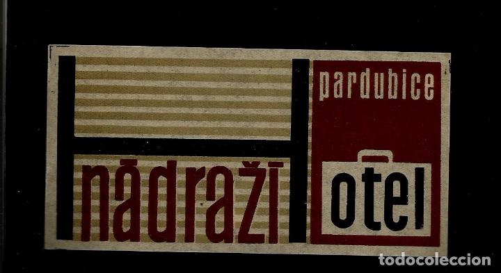 Etiquetas antiguas: ETIQUETA HOTEL - HOTEL NADRAZY - PARDUBICE - CHECOSLOVAQUIA