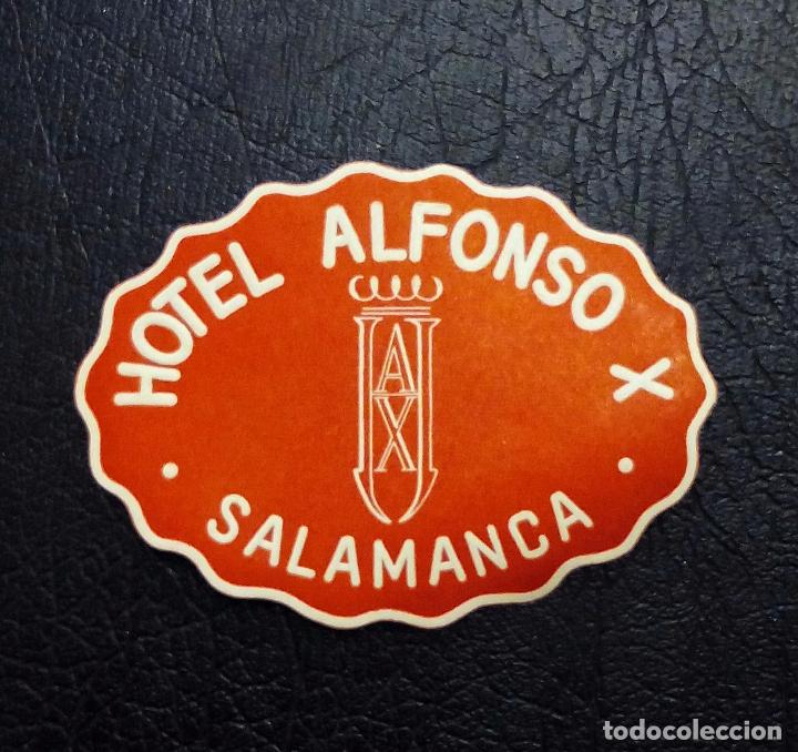 Etiquetas antiguas: ANTIGUA ETIQUETA - PEGATINA PARA MALETAS HOTEL ALFONSO X - SALAMANCA.ANTIGUA LABEL - SLEEVES STICKER