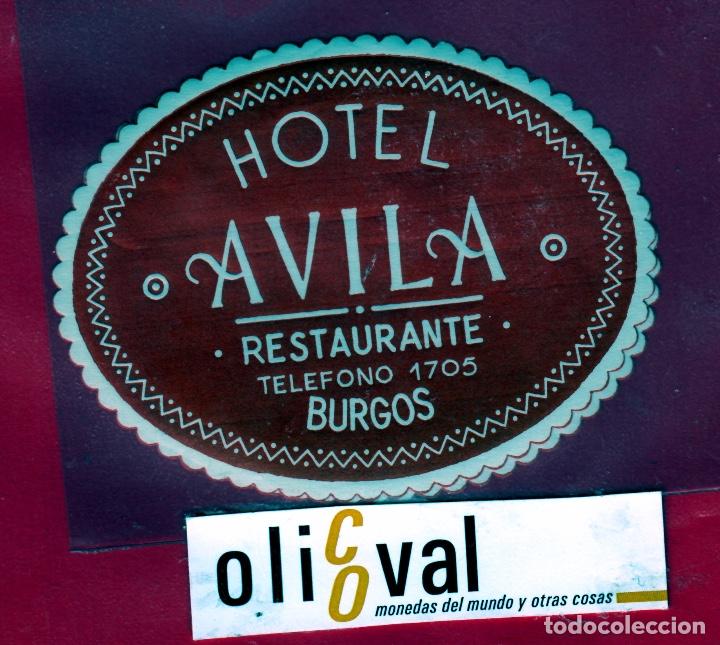 Etiquetas antiguas: ETIQUETA HOTEL BURGOS HOTEL AVILA FONDO ROJO VIVO TROQUELADA OVAL 110 mm