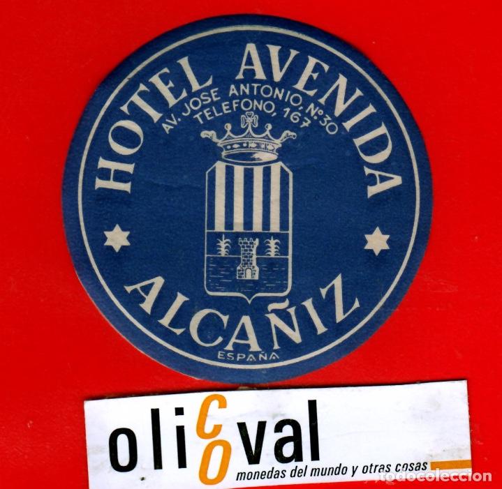 Etiquetas antiguas: ETIQUETA HOTEL ALCA&Ntilde;IZ  HOTEL AVENIDA  DATADA TROQUEL   73  mm