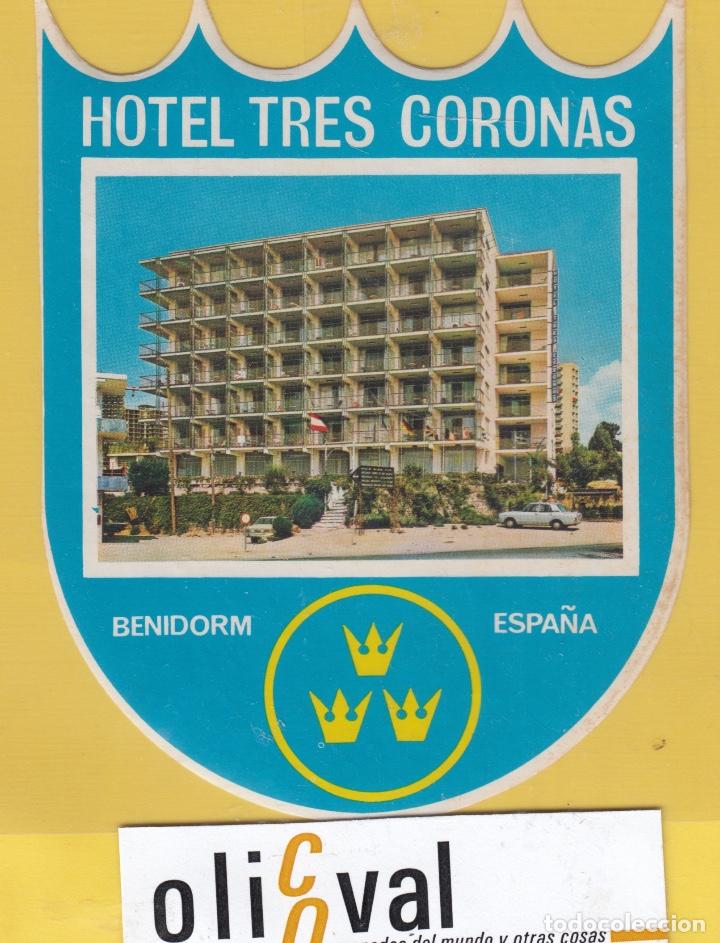 Etiquetas antiguas: ETIQUETA HOTEL BENIDORM TRES CORONAS TROQUEL NUY ESPECIAL 90 X 120 mm 6803 138