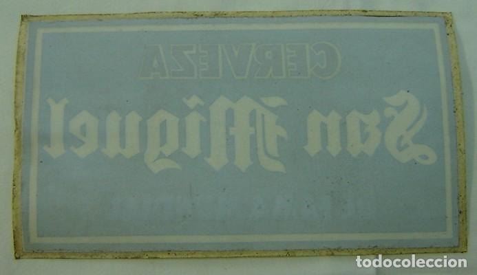 Etiquetas antiguas: ADHESIVO ANTIGUO PARA CRISTAL - ORIGINAL CERVEZA SAN MIGUEL-DE FAMA MUNDIAL - medidas 17*9 cms.