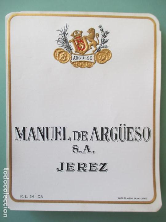 Old Labels: LOTE DE 50 ETIQUETAS DE MANUEL DE ARG&Uuml;ESO. JEREZ. 13 X 10 CM